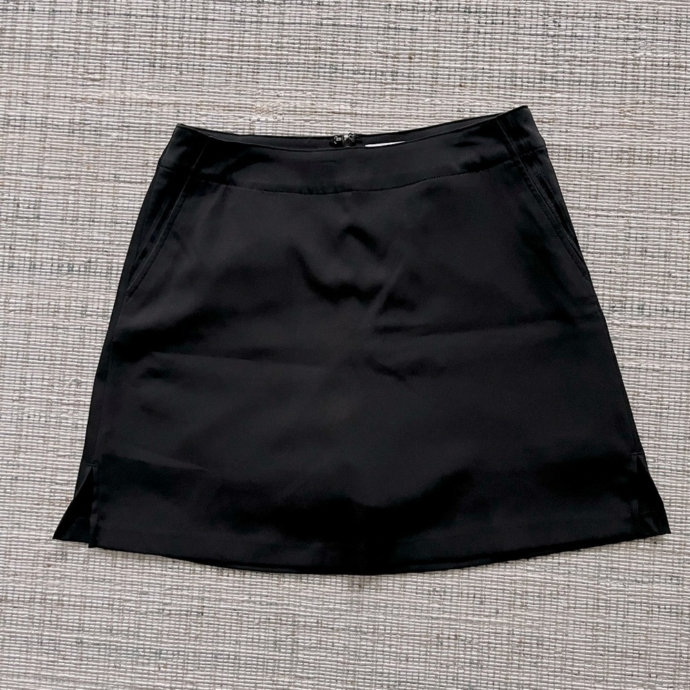 Lady Hagen Black skort size 4